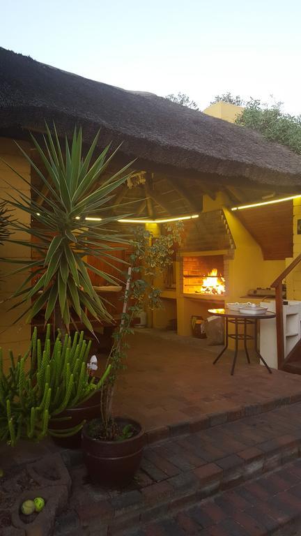 Natalie Guesthouse Bloubergstrand Εξωτερικό φωτογραφία