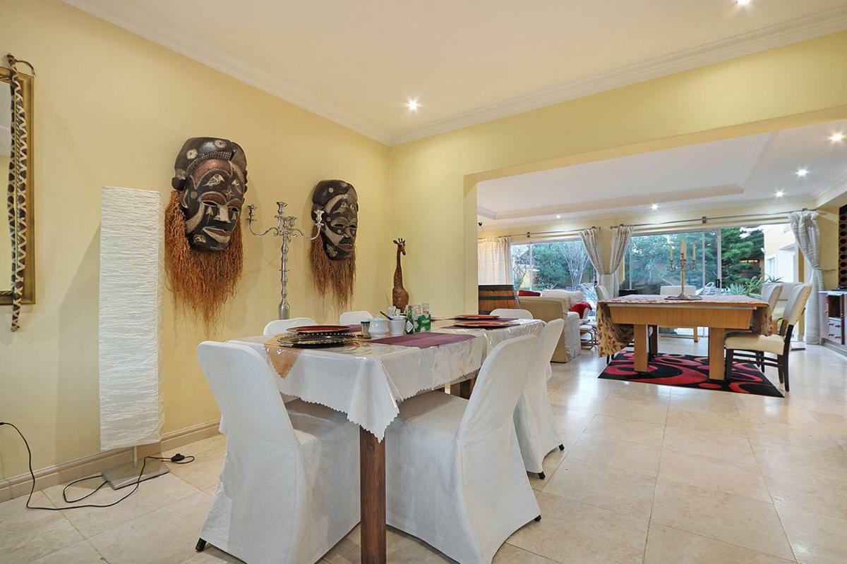 Natalie Guesthouse Bloubergstrand Εξωτερικό φωτογραφία