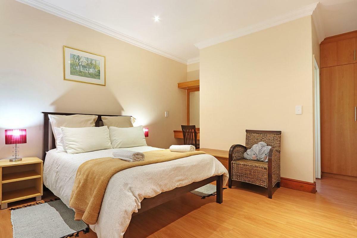 Natalie Guesthouse Bloubergstrand Εξωτερικό φωτογραφία